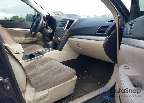 2013 Subaru Outback 2.5I Premium from USA, damaged, VIN 4S4BRBCC2D3264904